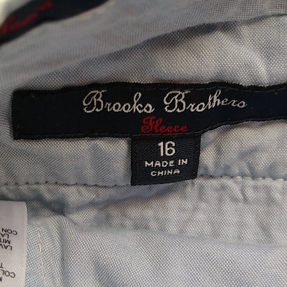 Brooks Brothers pinstriped walking shorts. Size 16 - Picture 2 of 8